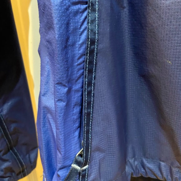 Kuhl rain jacket - Picture 6 of 8